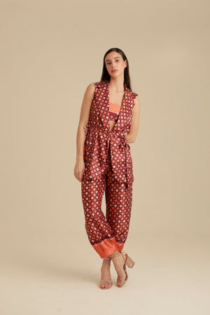 
                  
                    ACAPULCO VEST
                  
                